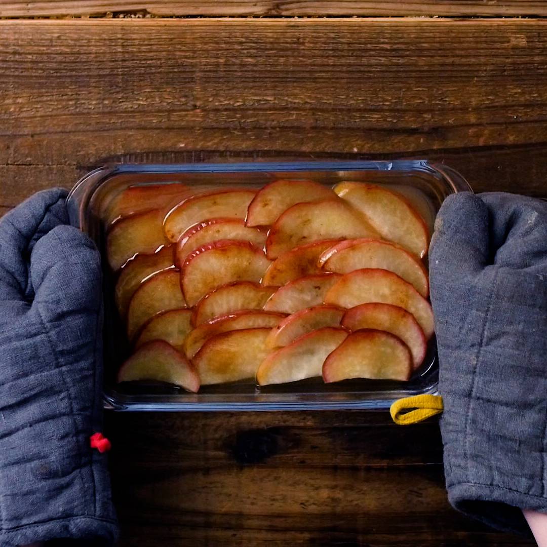 やる気ちょっと。と、リンゴと砂糖だけ。電子レンジですぐ完成♪『りんごの甘煮 アップルコンポート』食で楽しむ魔女♪野菜たっぷり彩りレシピ帳