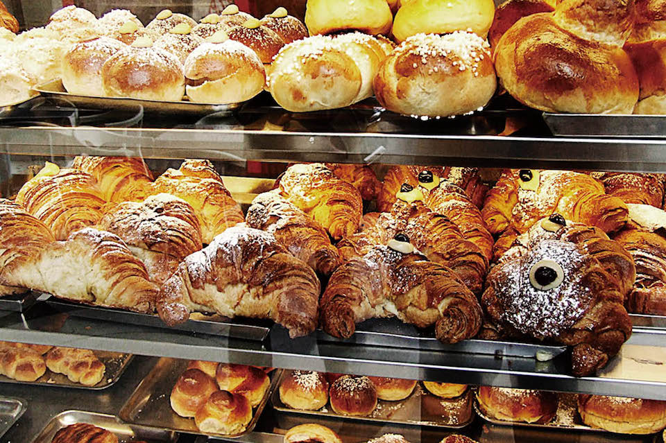 カフェラテとカフェオレの違いとは。カプチーノの違いもお答えします