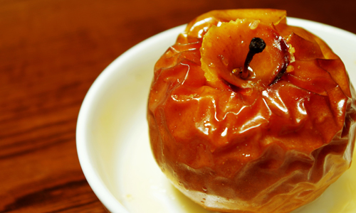 オーブンで焼きりんご