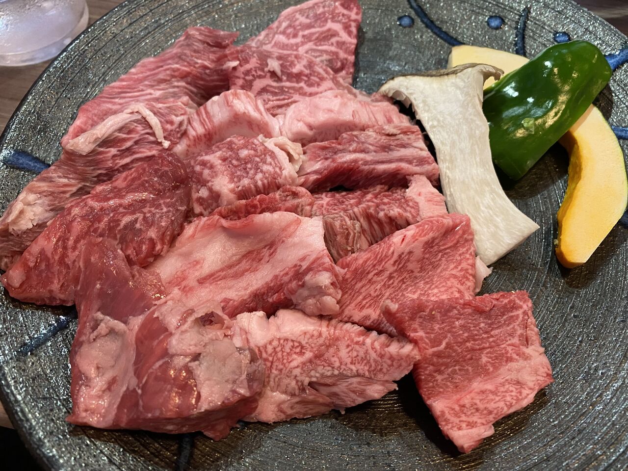 氷見市 氷見牛専門店 たなか 炭火で焼肉♪「氷見牛焼肉定食」を食す。M'sのあれこれ。富山の美味いグルメを食べ歩き♪