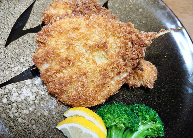 知っておくべき 太い◯◯を外すことがポイント アジフライの作り方 背開き