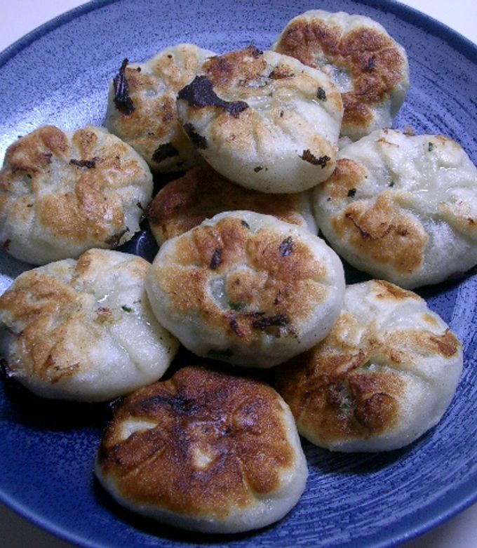 焼きニラまんじゅう