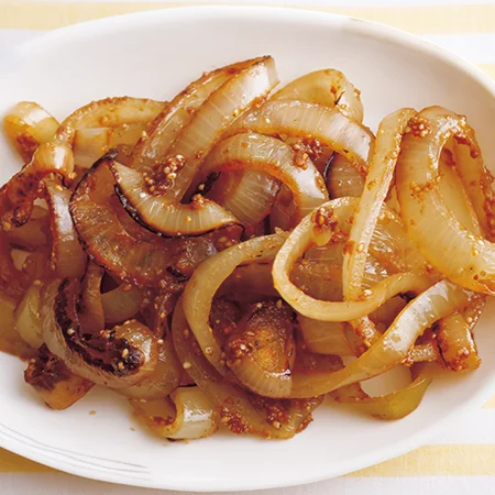 新玉ねぎ」のズボラ作り置きレシピ5選！簡単に作れる絶品のおかず4yuuu