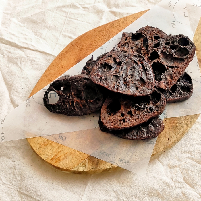 美味しい食べ方 04自家製ラスク ガーリックバターラスクとハーブミックスのラスク！ お酒のおつまみにぴったりなパンチのある大人のラスク