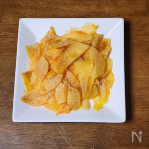 切って混ぜるだけ♪「柿×クリームチーズ」のスピードおつまみフーディストノート