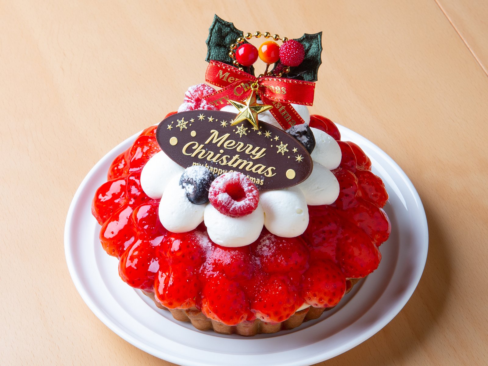 赤いイチゴタルトで華やかクリスマス！ ②富山のXマスケーキ2024 北日本新聞webunプラス