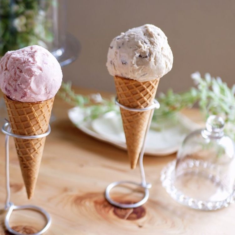 カフェスタンドmusbuさんのソフトクリームスタンド製作 – 小西木材