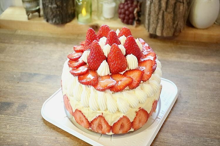 パリのパティシエ 長江桂子さんにお菓子を習う Vol.6 フレジェに挑戦 - T JAPAN:The New York Times StyleMagazine 公式サイト