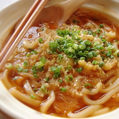 海鮮キムチぶっかけ温玉うどん