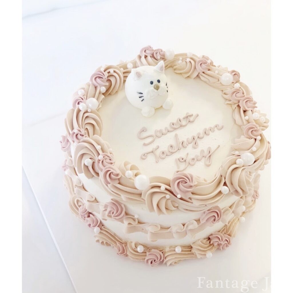 推しケーキ オーダー 安い3000以下TikTok