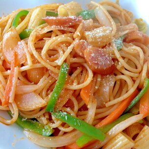 ナスとピーマンのトマトパスタ