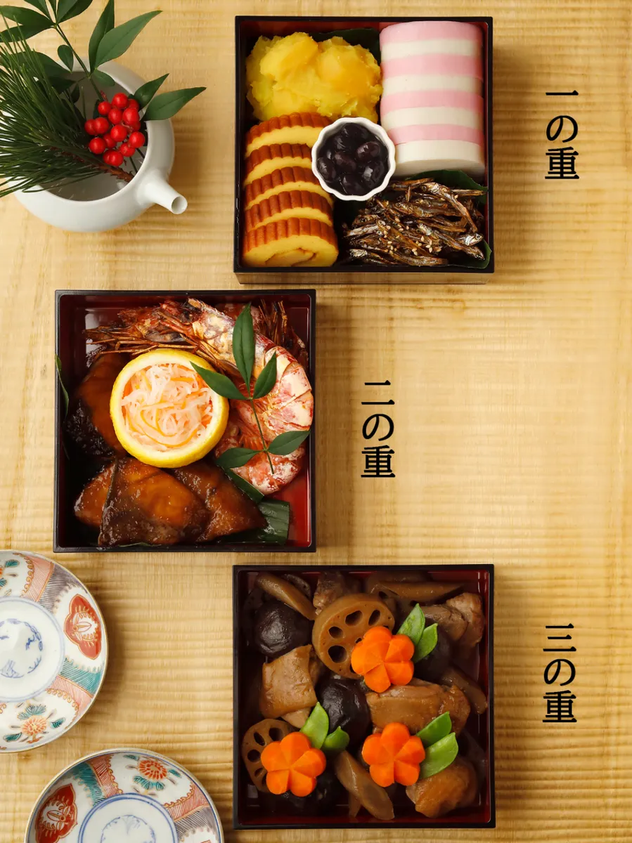 100円おせち」を詰め込んでぼっち用の豪華な三段重おせちを作ってみました - GIGAZINE