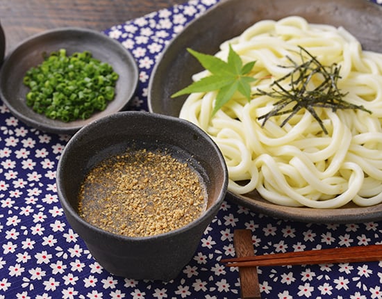 お家で作れる 「薬味たっぷりごまだれ冷やしうどん」の作り方 原田美智代- クスパ