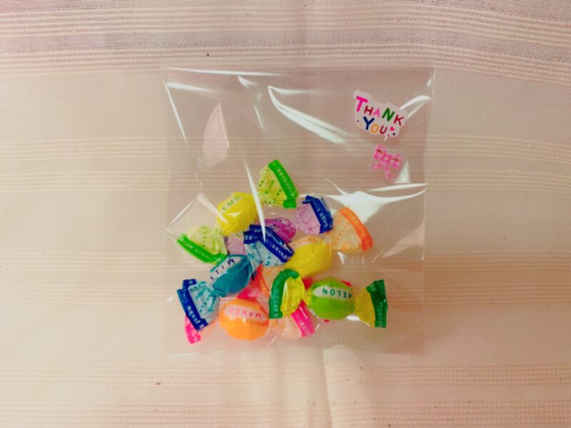 お菓子詰め合わせラッピング 100均TikTok