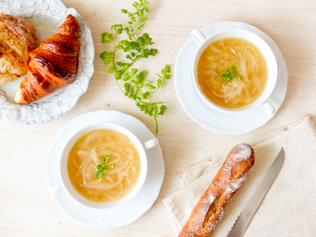 本格！オニオングラタンスープ