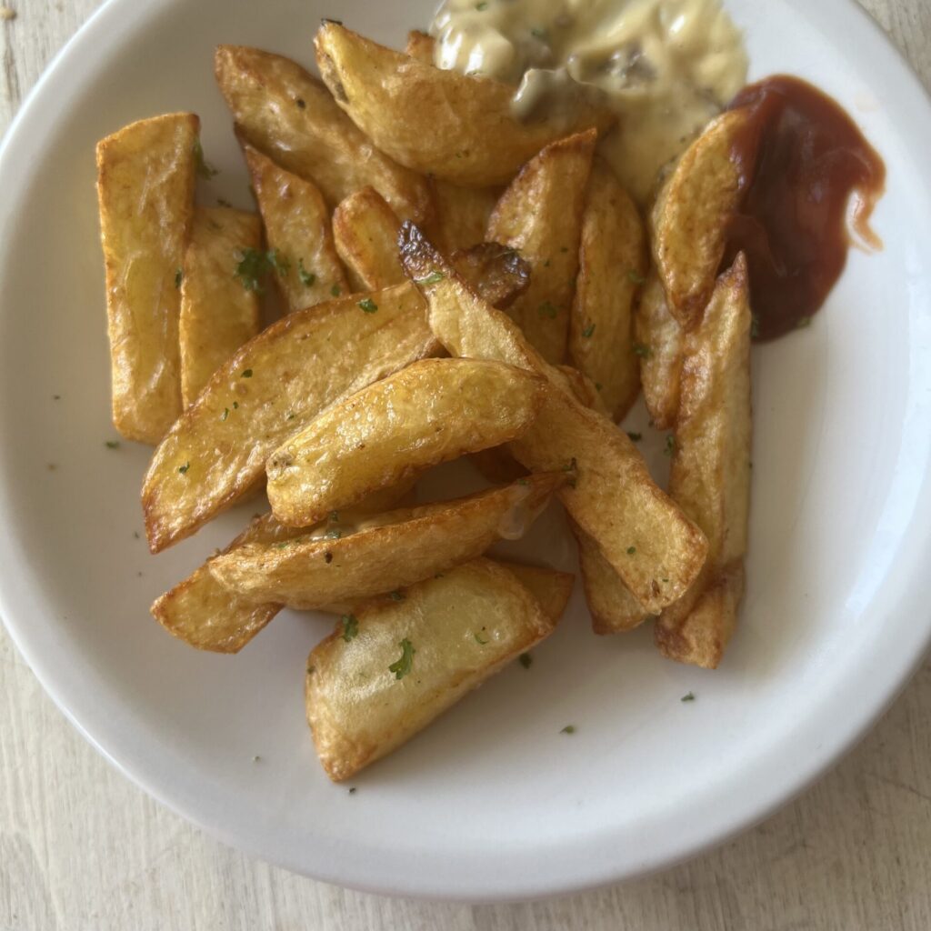 🇹🇷過去日本撤退、トルコで米国バーガーチェーン、Arby'sへ！Under The Sun