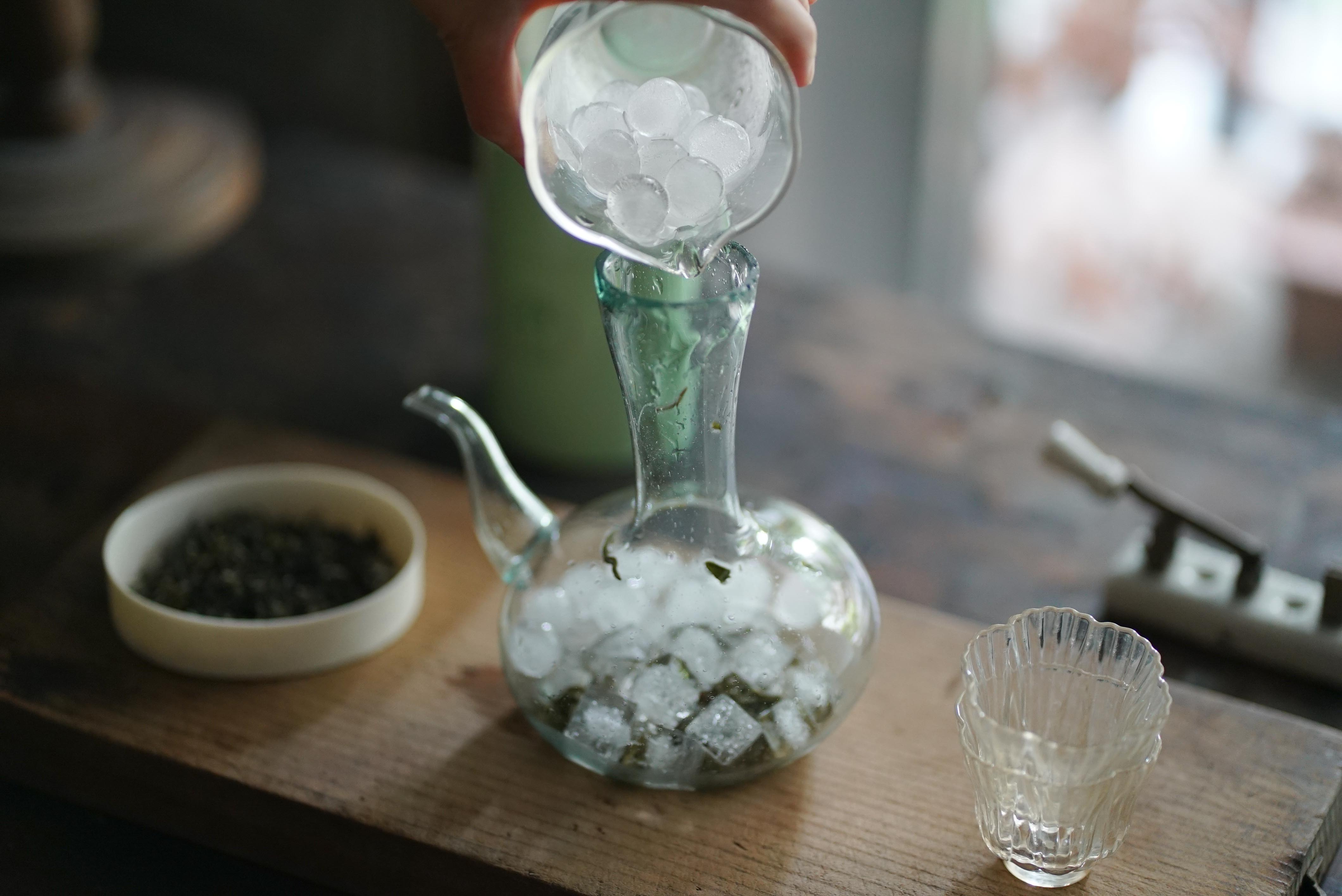 水出しアイスティーの作り方 - おいしい紅茶 通販 ＧＭＴ紅茶専門店