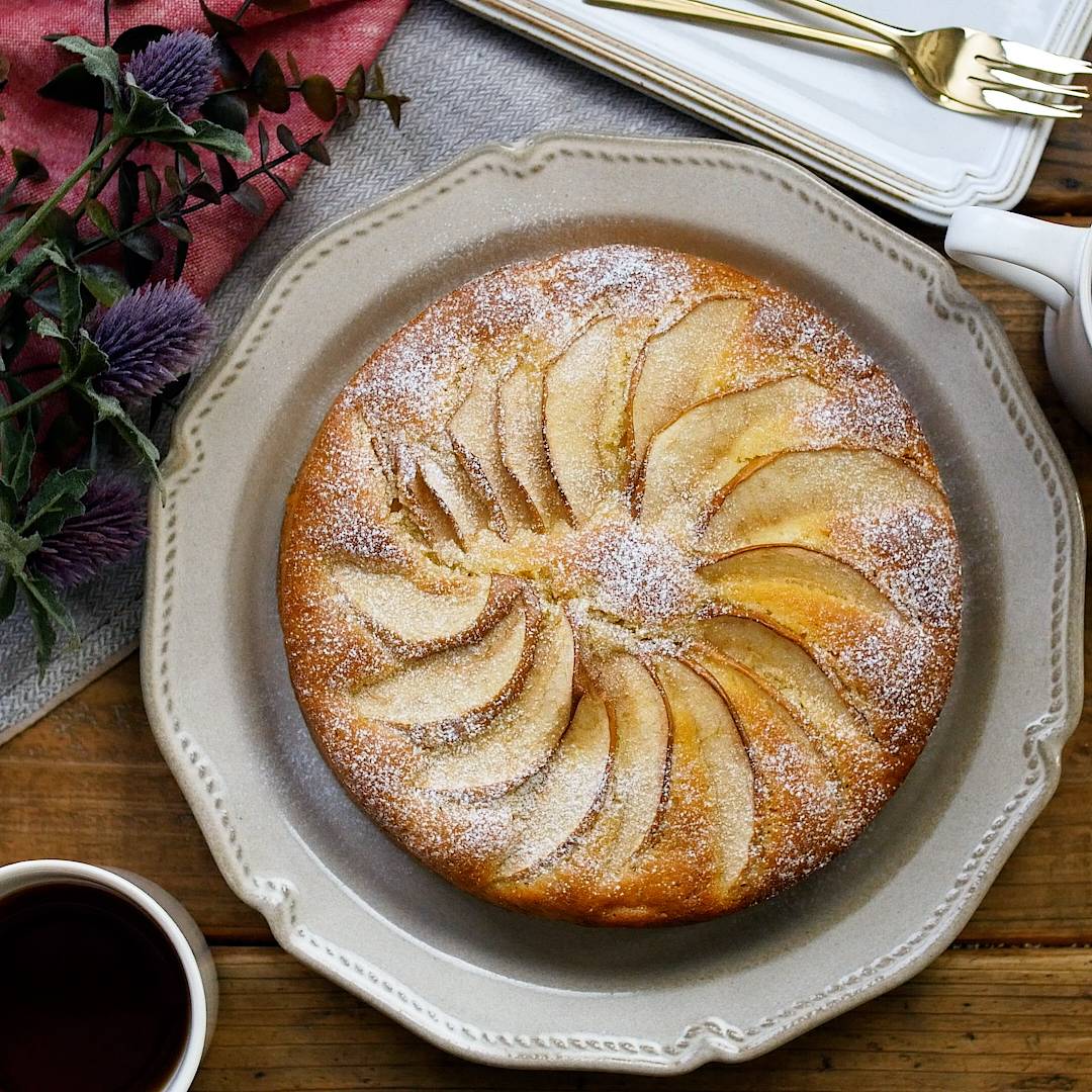 ワタナベマキりんごとヨーグルトの焼きっぱなしケーキ レシピ朝日新聞ボンマルシェ