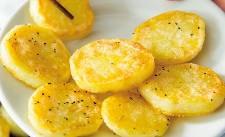 大絶賛 じゃがいものカリカリ焼き フライドポテトより簡単