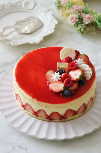 春の定番フレジエケーキの作り方