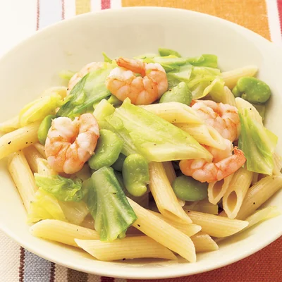 そら豆も今の季節ならでは。, 今年は例年より少し早く, スーパーで見かけるようになった気がします。, 今から6月くらいまでは, 楽しめるので,たくさん作ってくださいね。, ☑︎材料 4人分量 , そら豆・500ｇ さやつき , だし・150cc, 砂糖・大2,しょうゆ・大1, みりん・小2, ☑︎作り方, ①そら豆をさやから出し, 黒い部分を包丁で切る。,