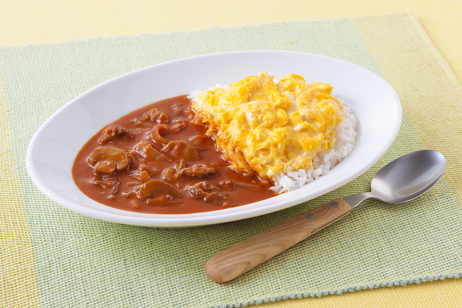 トマト丸ごと入れた ハヤシライス♪