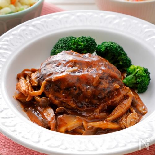 基本からアレンジまで！思わずつくりたくなる「煮込みハンバーグ 牛乳なし」のレシピ集クックパッド