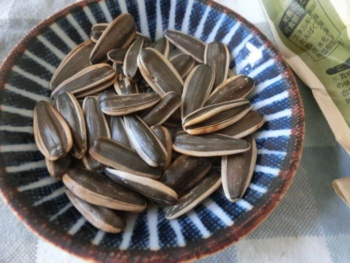 チャチャ ひまわりの種ココナッツ味 洽洽 椰香香瓜子260g