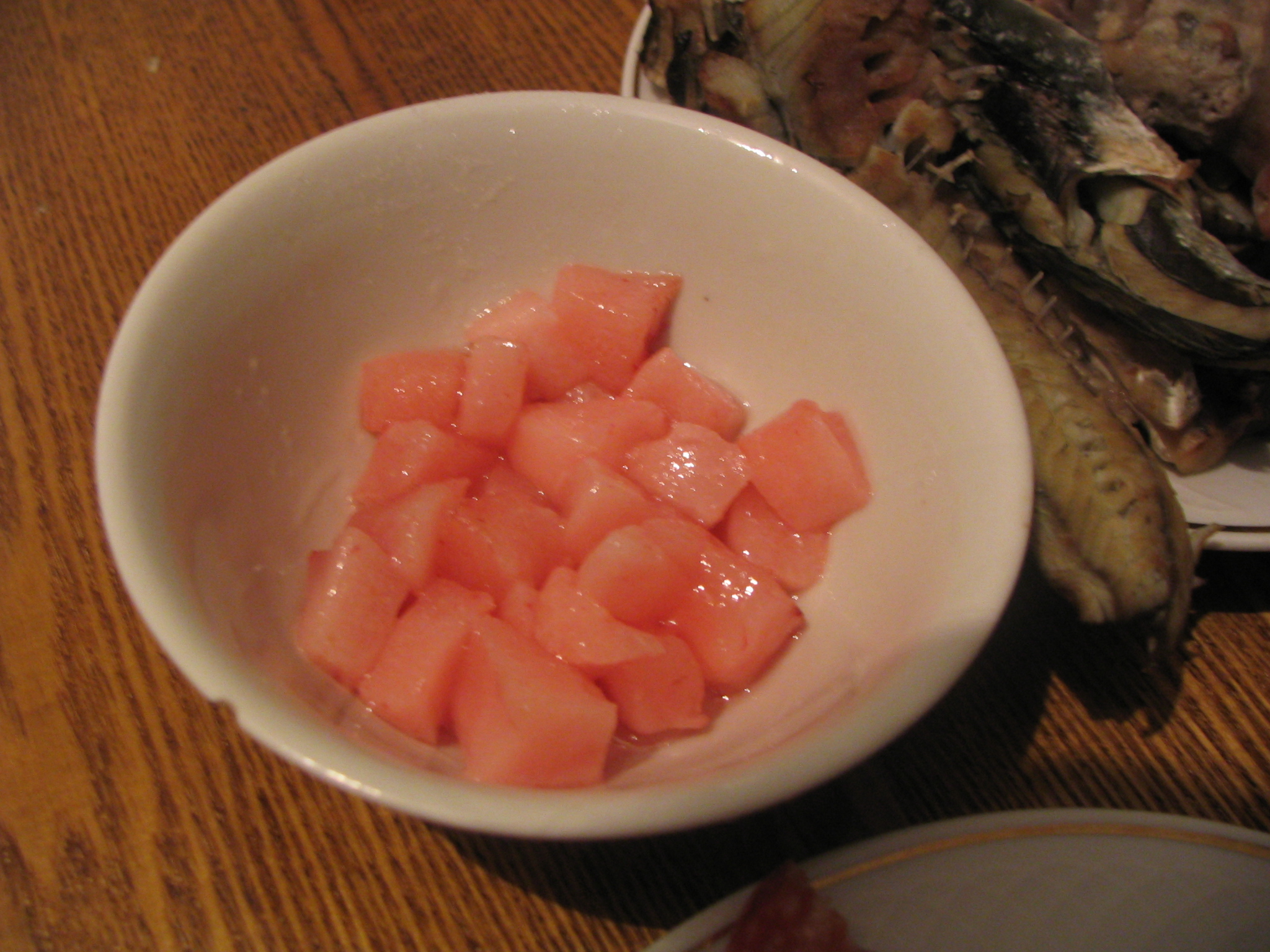 アザラシ🦭大福🤍 ふんわりもちもち💕可愛くて食べるのがもったいないアザラシ大福チョコが苦手で和菓子派の人にはこんなバレンタインもいかがでしょうか？ レンジで簡単に作れるので是非チャレンジしてみてください✨ ⏳調理時間 約45分💰材料費 約550円 🍳材料
