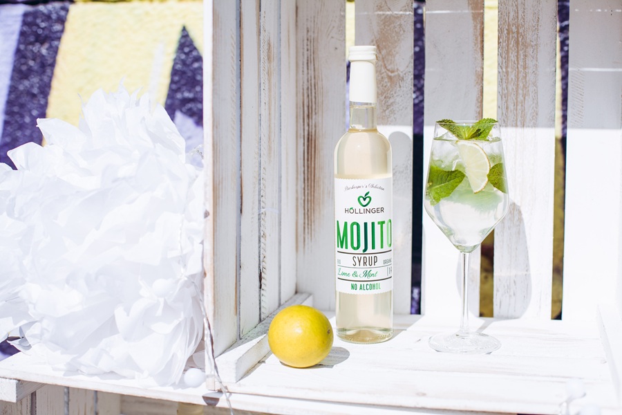 ノンアルコール苺＆りんごスパークリング フルボトル 2本セット 化粧箱入り