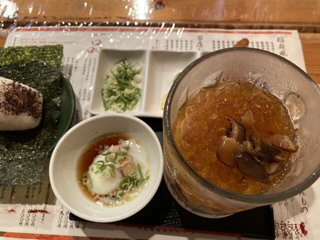 鹿児島県「稲庭風うどん 玉や」名物ジョッキうどん＆名古屋市「吉野屋」発明店主のピッチャー麺！？『オモウマい店』グルメLocipo Press