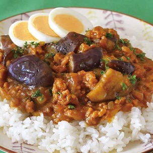 市販のルウで作る！簡単ドライカレーの作り方