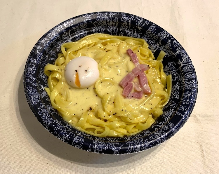 注目商品 冷凍コーナーの生パスタ、濃厚カルボナーラがリニューアル！ローソン公式サイト