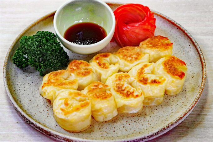 にんにくなし 餃子 通販 「女餃子」36個 12個×3パックお取り寄せ餃子餃子研究所 静岡の海ぼうずグループ 公式通販サイト