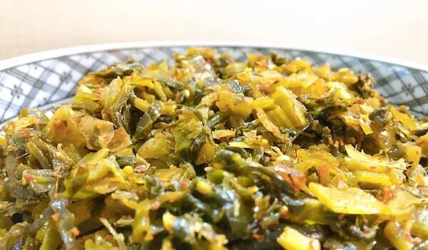 どこにでも生えてる草で辛子高菜ならぬ「辛子カラシナ」を作ったらすごくハッピー野食ハンマープライス