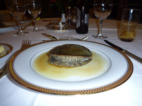 志摩観光ホテル ザ クラシック ～伊勢志摩サミットと華麗なる一族の舞台で伝統のあわびのステーキを味わう～ぷちとり