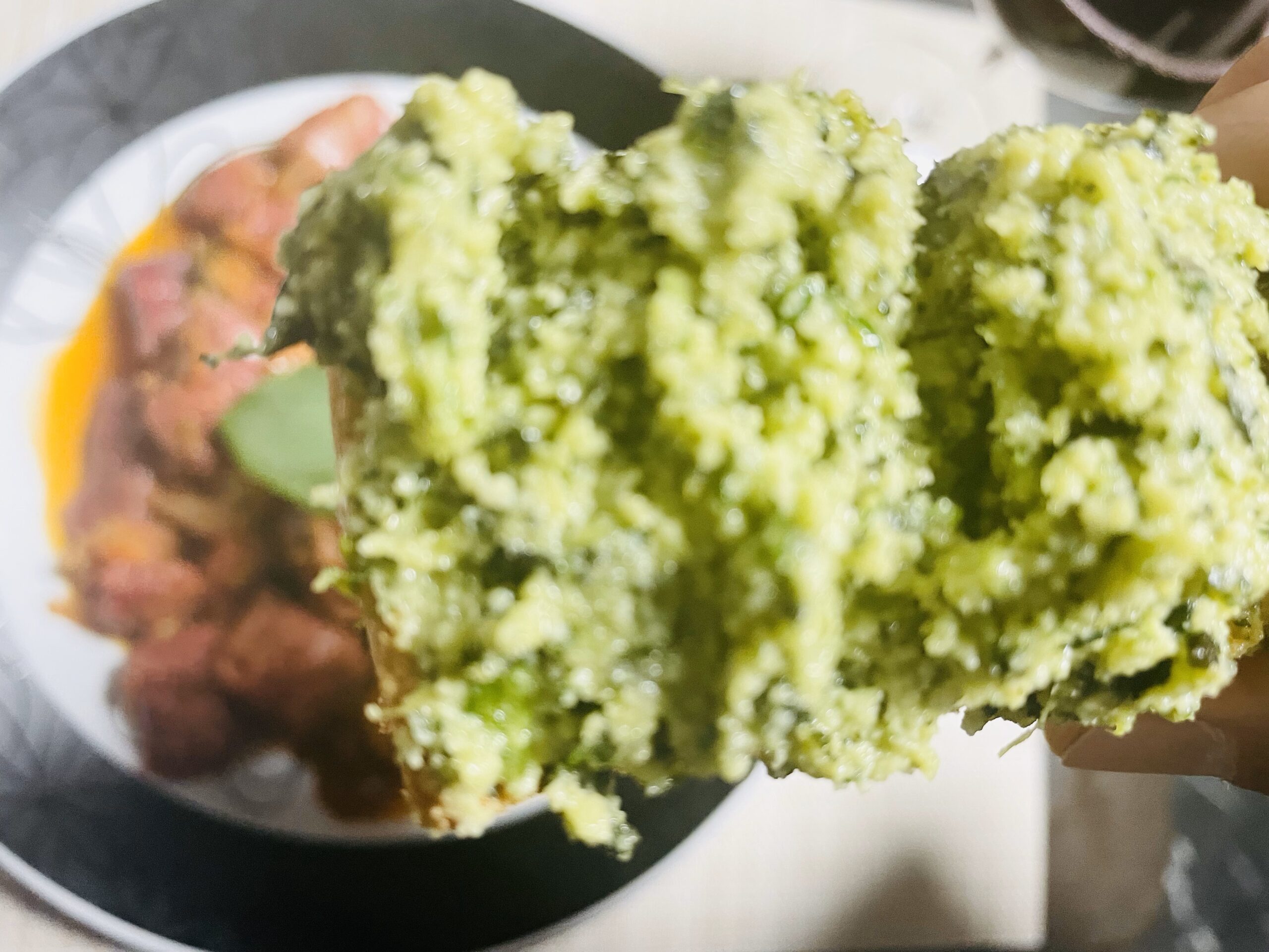 今日はちょっと練習程度に。 手作りじゃがりこに初挑戦してみました✨ パセリが無い代わりにバジルを使ってしまったので、かなり香りが強いです🌿本物とはまたちょっと違うけど、 味は良い感じです！手作りおやつ手作りお菓子手作りおやつ手作りじゃがりこ