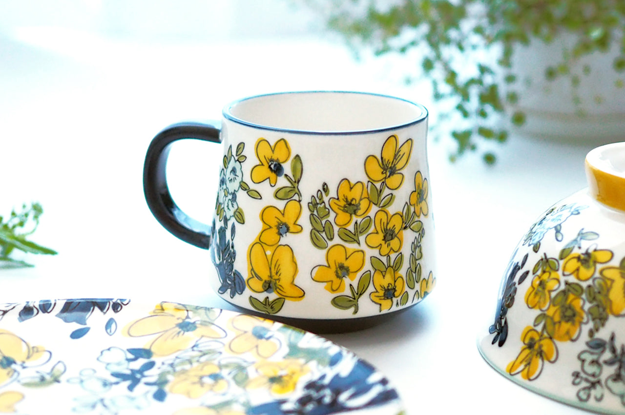 和食器 織部ねじり手 マグカップ コーヒー 珈琲 紅茶 カフェ おしゃれ 陶器 うつわ おうち 軽井沢 春日井 ギフト S0057803食器専門店白いごはん器のお店 らいすぼーる