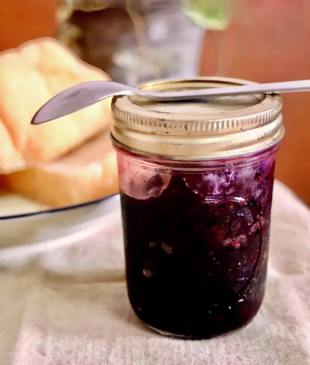 手作りジャムで♡ブルーベリーパイ