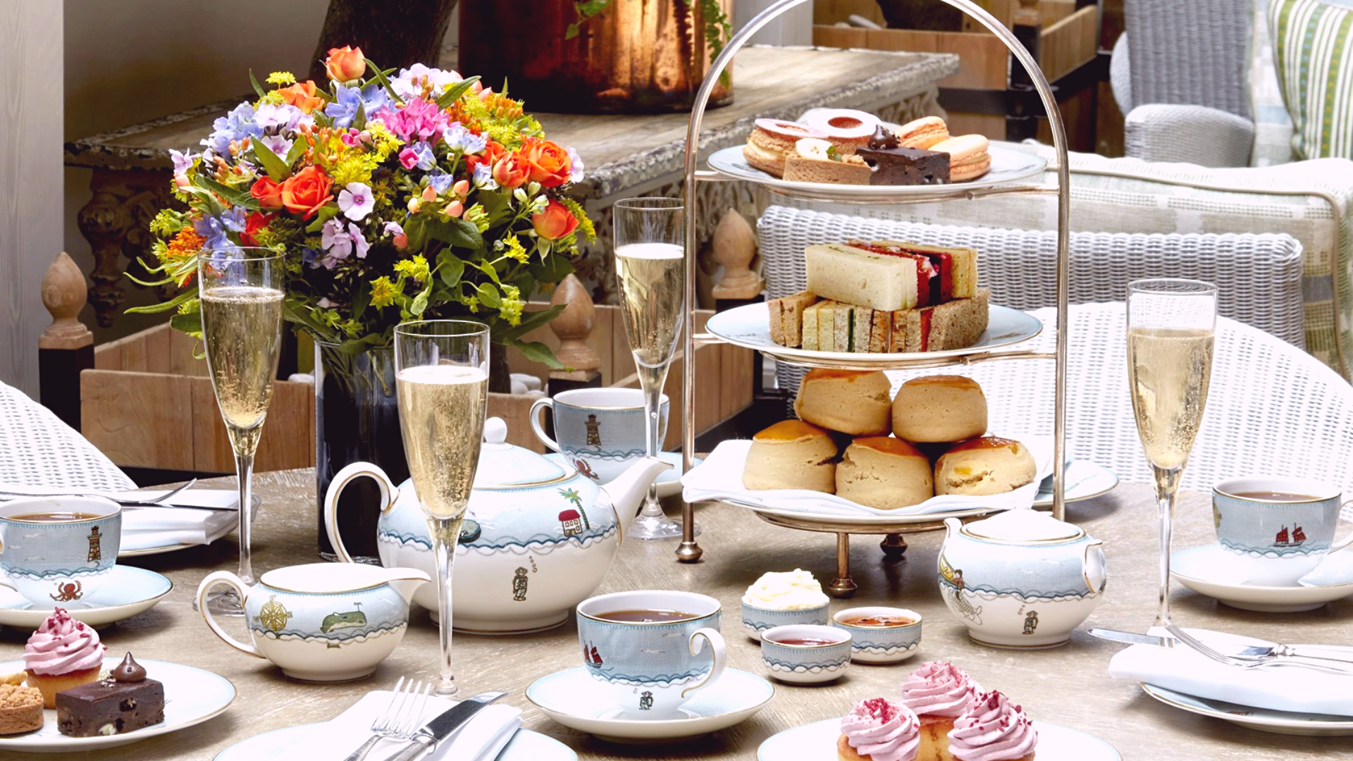 イギリスの高級デパート「ハロッズ」のおすすめポイントJTB旅カード