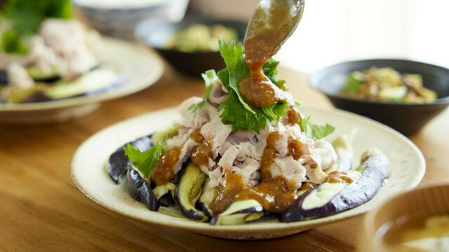 残暑疲れにはにら梅だれで！長谷川あかりさんの『豚しゃぶそうめん』長谷川あかりのあたらしいきほんの料理オレンジページnet