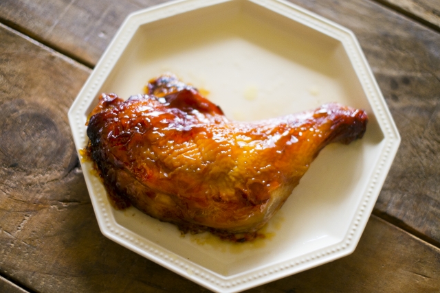 照り焼きチキン人気レシピ 漬けて焼くだけ！秘伝のタレが美味しい最強レシピ！オーブンで焼く油飛びなしで簡単に♪ - YouTube