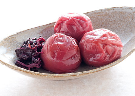 楽天市場月間優良ショップ受賞店舗 \定期受付中 無添加 紫蘇と塩のみで漬けた紀州南高梅 2kg 1kg 250g 塩分約15% 無添加 梅干し紫蘇 紫蘇と塩だけ 紫蘇入り しそ 無添加 天然塩 梅干し 天然塩 三年 紫蘇 赤 紫蘇 梅干し 梅干し 無添加 訳あり しそ 漬け 紫蘇 つぶれ