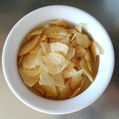 楽天市場 温泉たまごポテトチップス85ｇｘ2袋 : 湘南お土産ファクトリ