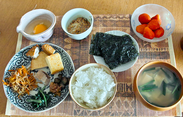 麻婆白菜とピザ生地肉まん、中華麺の献立│夕飯献立ブログ - Hungry.jp