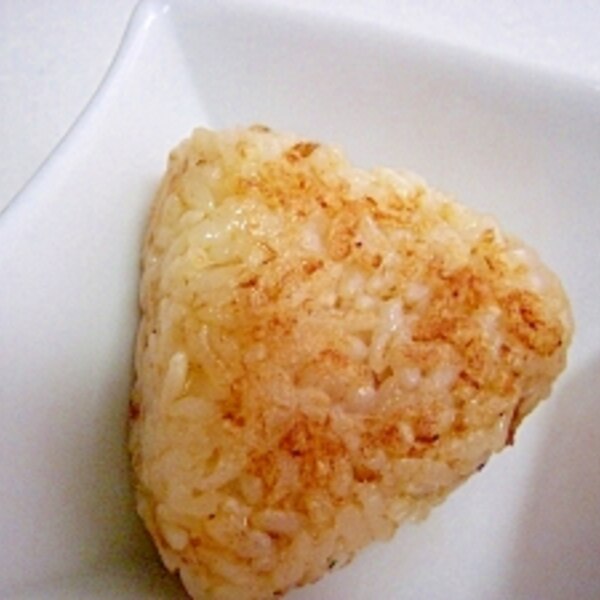 めんつゆふりかけの味噌乗せ焼きおにぎり＾＾