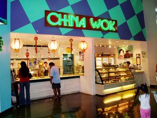 GPO Food Court - グアム・プレミア・アウトレットのフードコートグアム まったり生活日記