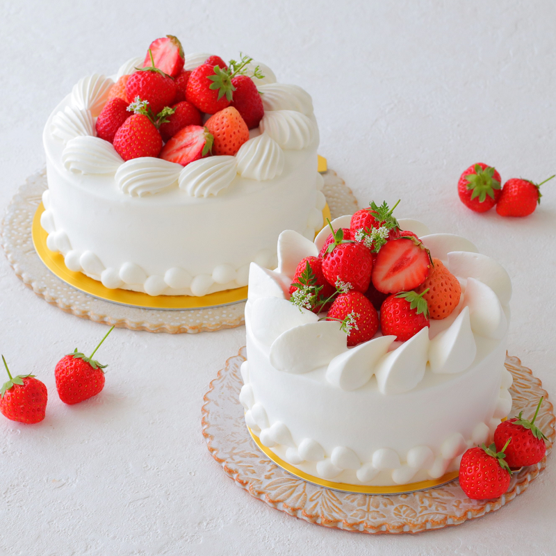 豪華なケーキが簡単に！側面を絞りで飾ろう - YouTube