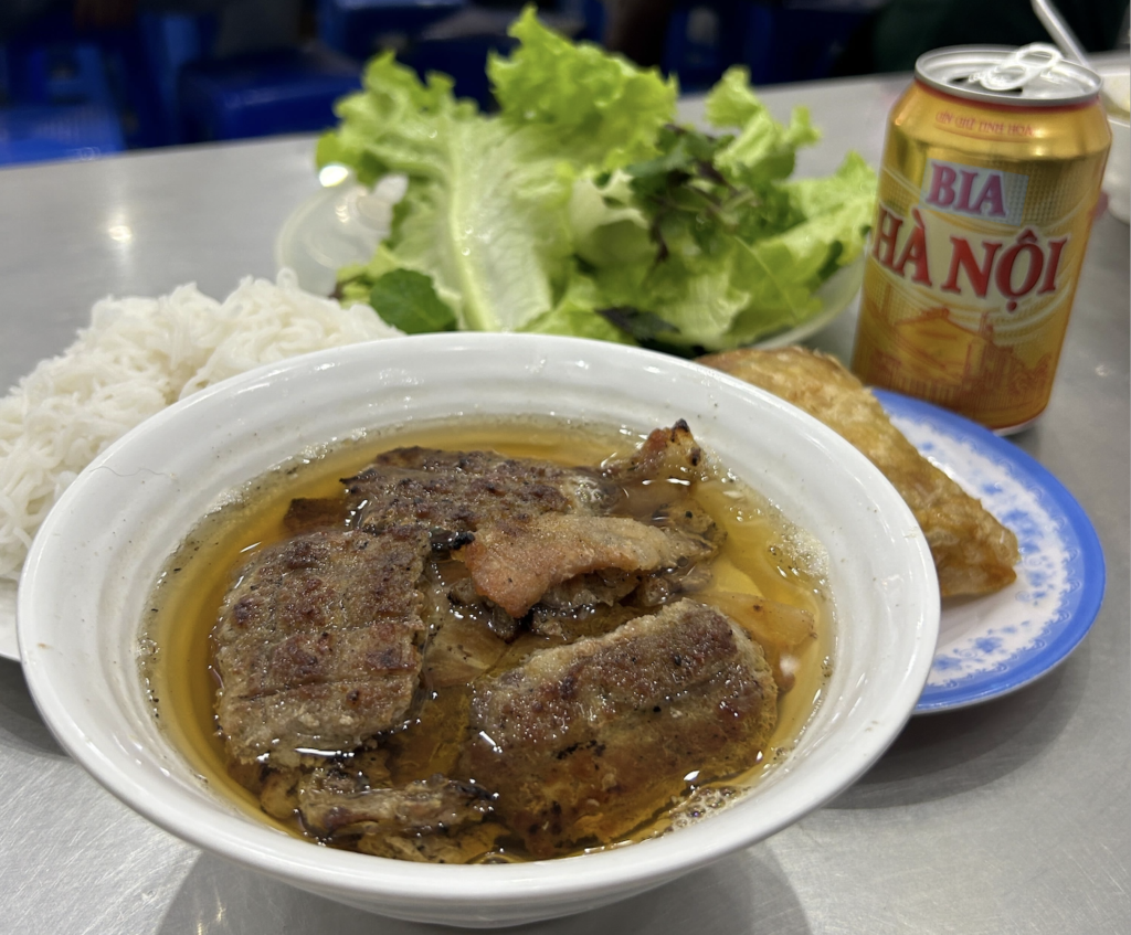 食べログ百名店の絶品ベトナム料理を堪能