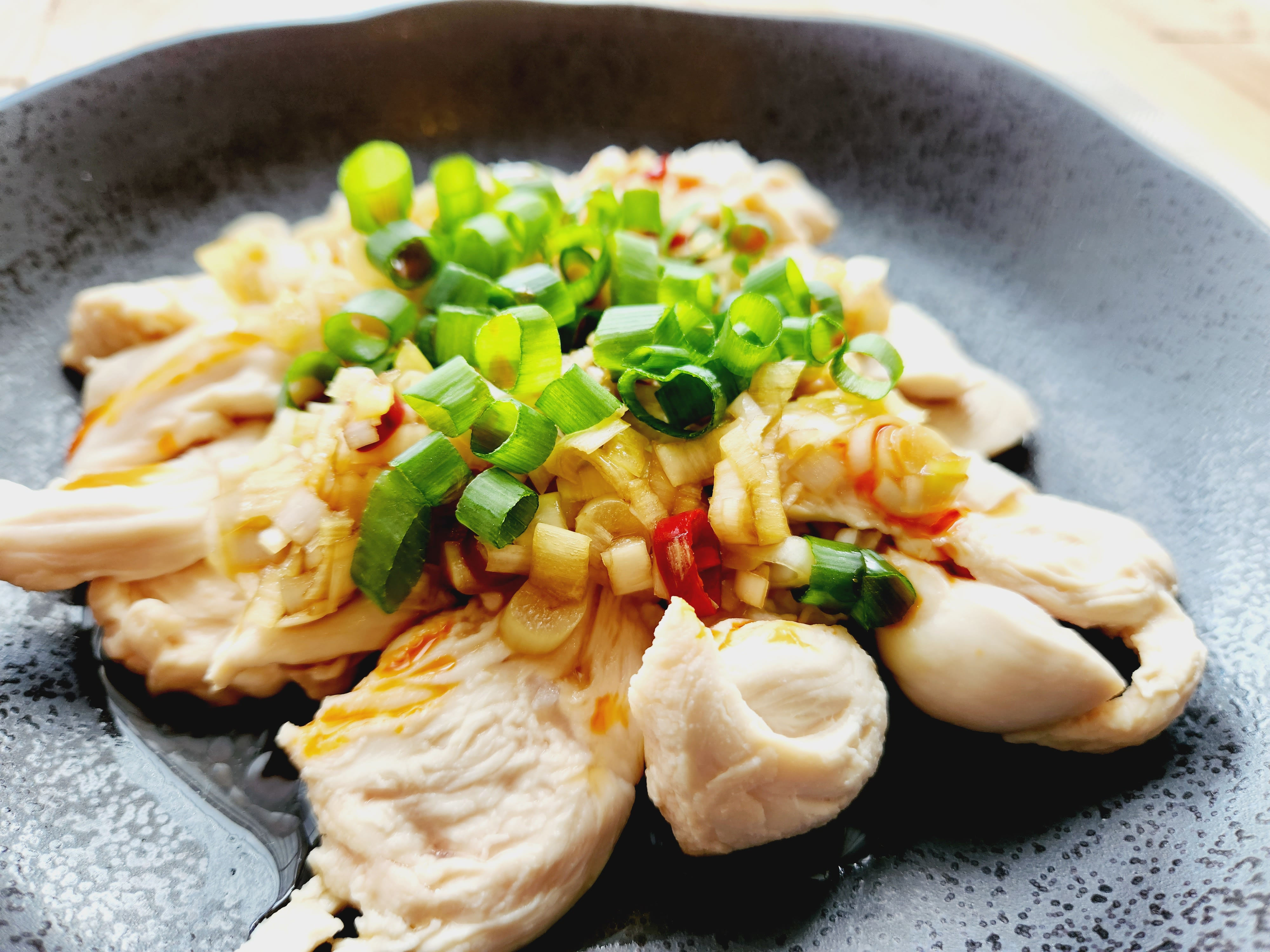 ささみの茹で方を解説！しっとり柔らかくする方法にレンジ蒸しや冷凍保存も紹介！ふるなび公式ブログ ふるさと納税DISCOVERY